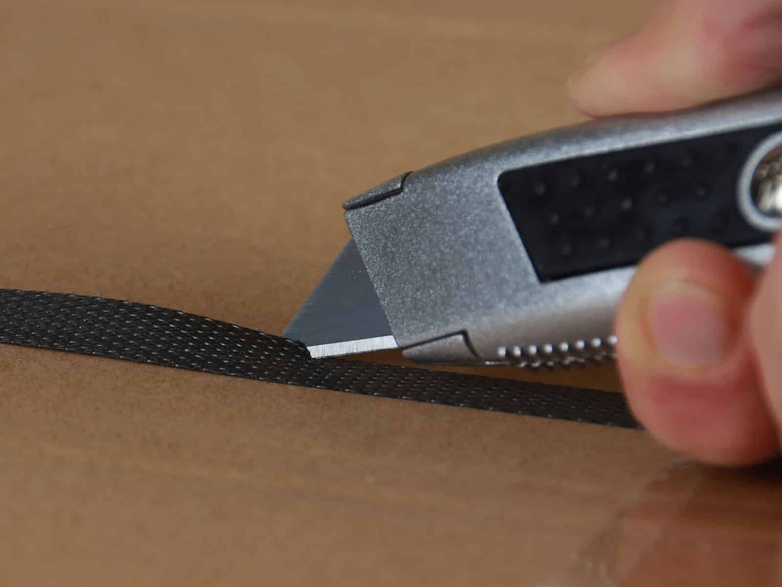 Umreifungsband (PP/PET) — Sicherheitsmesser automatisch im Einsatz