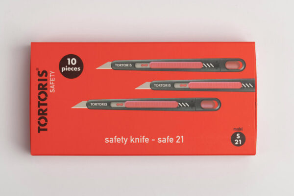 S21-safety-cutter-automatic-blade-retraction-Slim-knife-Packaging-TORTORIS_1600