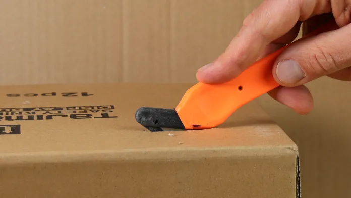 Sicherheitsmesser Klever Excel Karton schneiden