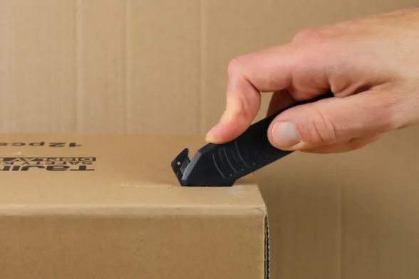Sicherheitsmesser martor Secumax 145 Karton schneiden